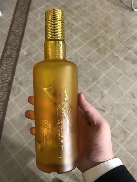 手拍晶品酒瓶系列