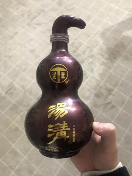 手拍晶品酒瓶系列