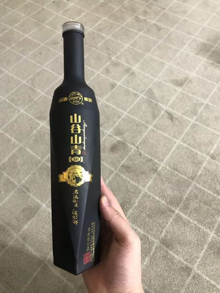 手拍晶品酒瓶系列