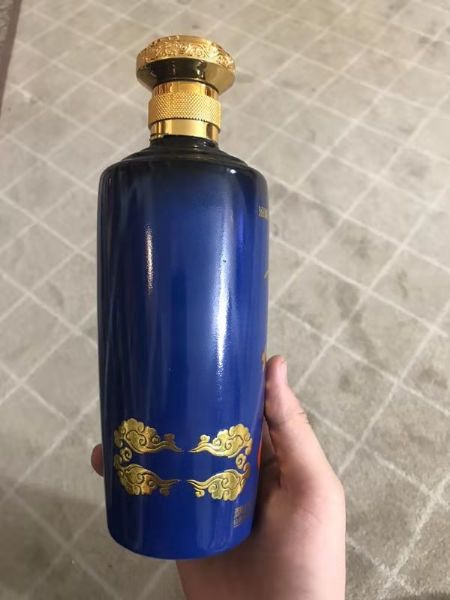 手拍晶品酒瓶系列