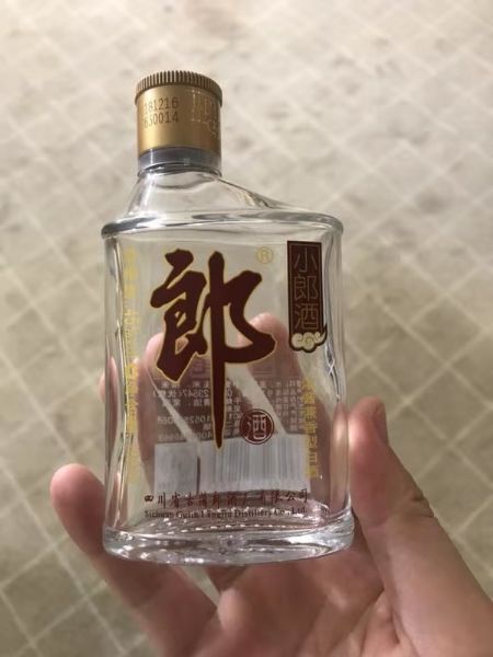 手拍晶品酒瓶系列