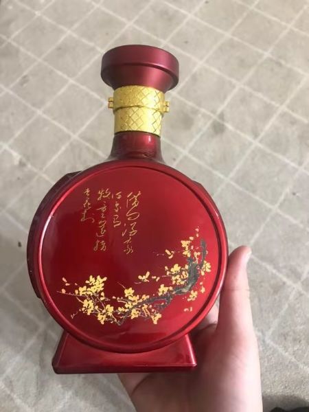手拍晶品酒瓶系列