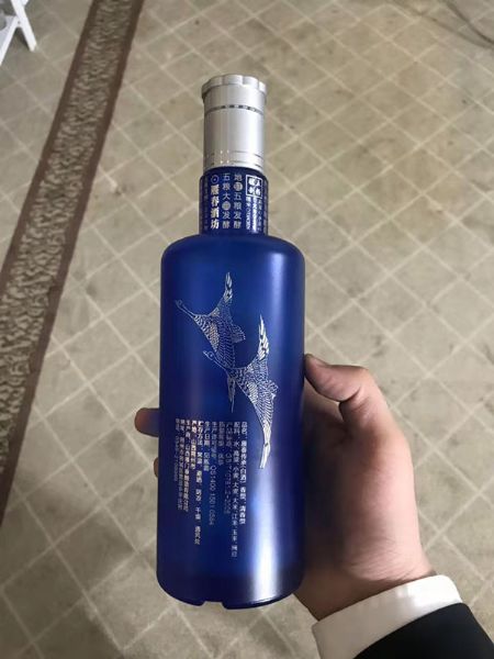 手拍晶品酒瓶系列