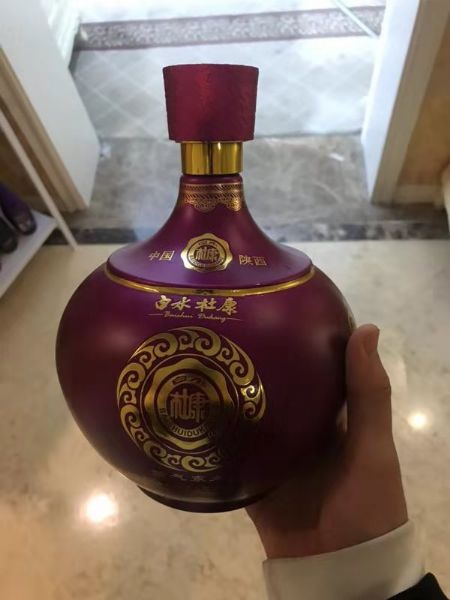 手拍晶品酒瓶系列