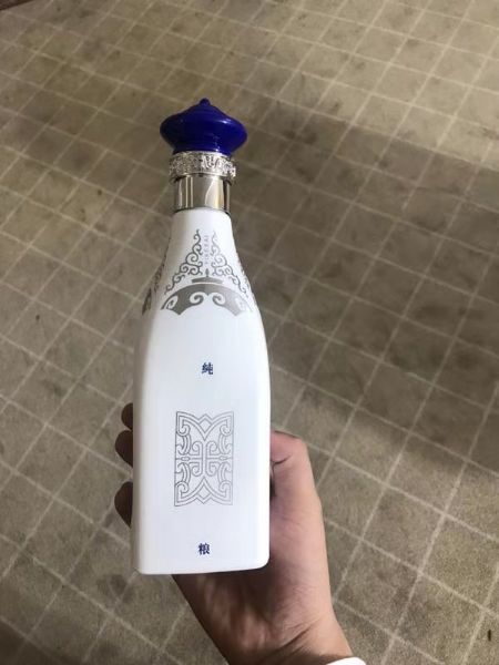 手拍晶品酒瓶系列