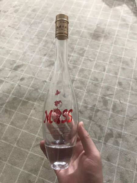 手拍晶品酒瓶系列