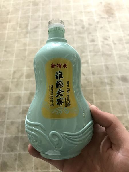 手拍晶品酒瓶系列