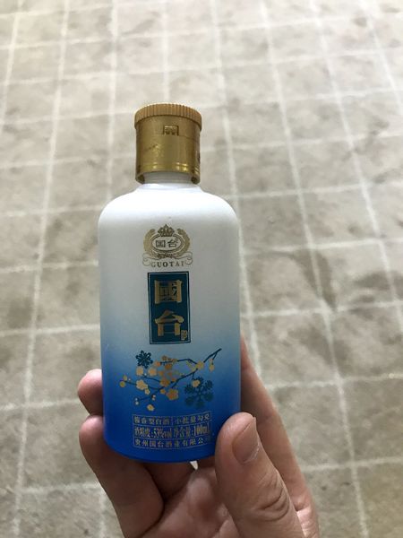 手拍晶品酒瓶系列