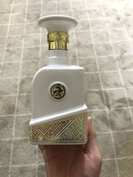 手拍晶品酒瓶系列