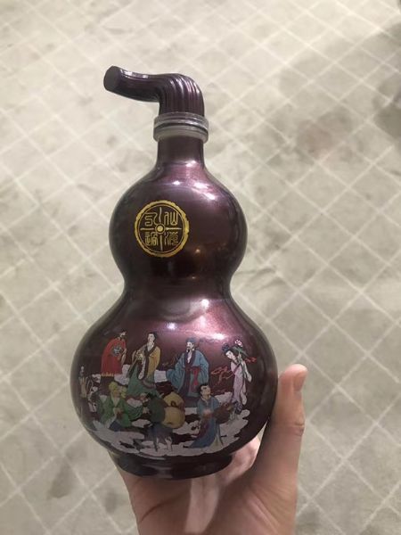 手拍晶品酒瓶系列