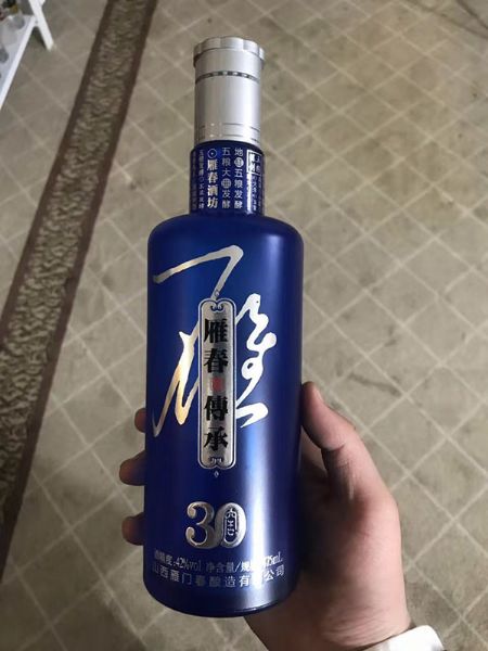 手拍晶品酒瓶系列